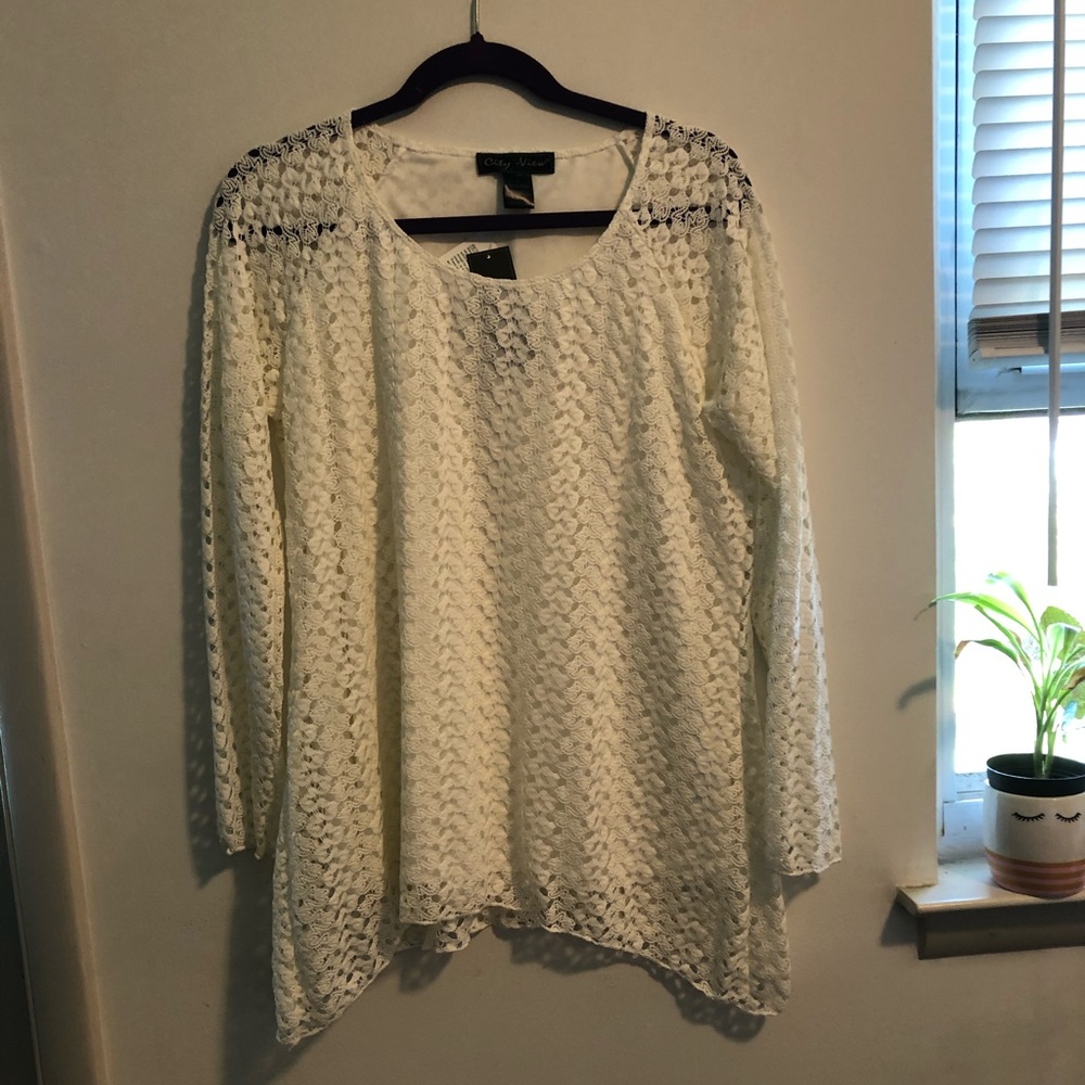 NWT City View Long Sleeve Top